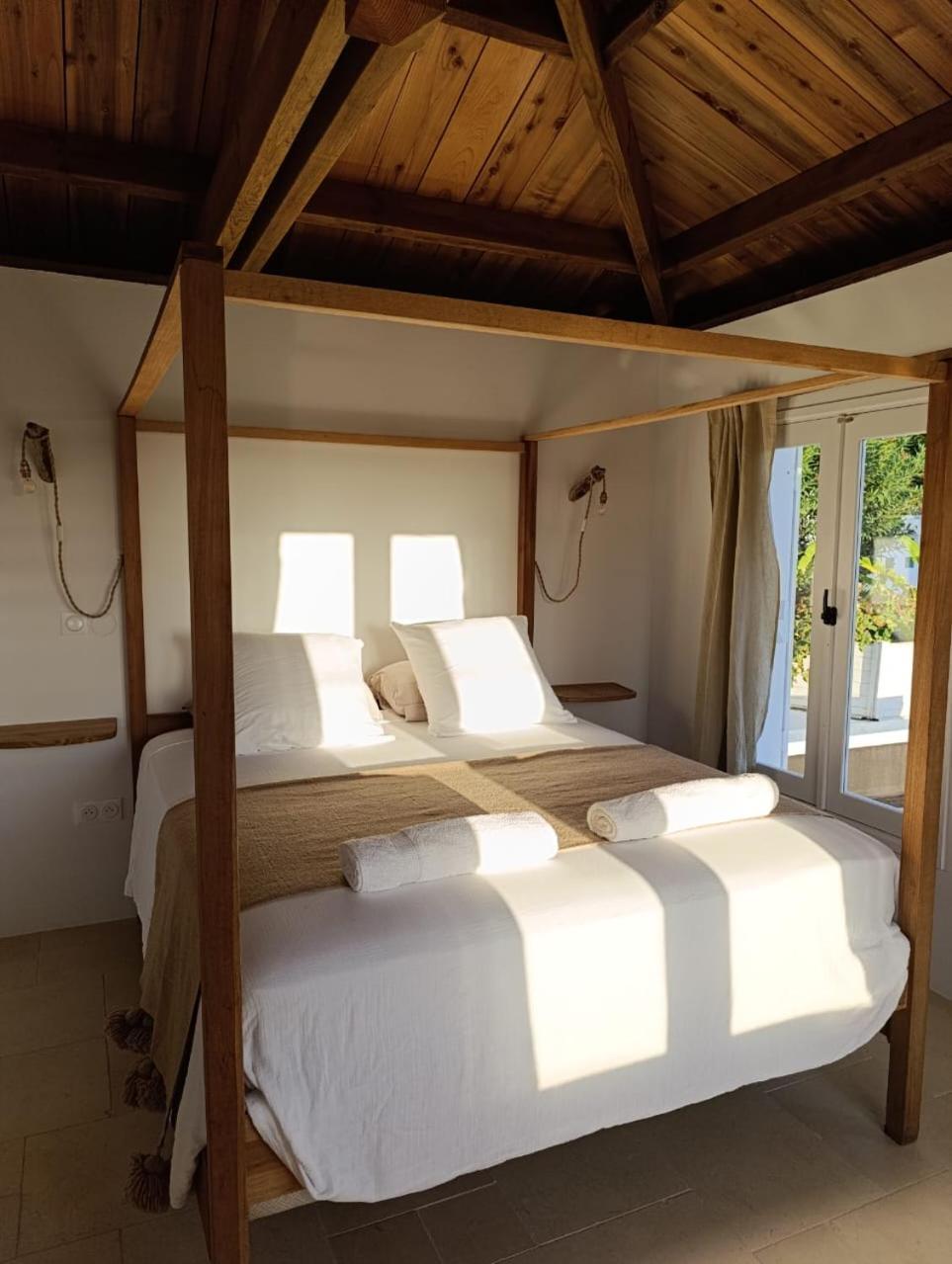 Hotel La Kaz Banian Saint Pierre Zewnętrze zdjęcie