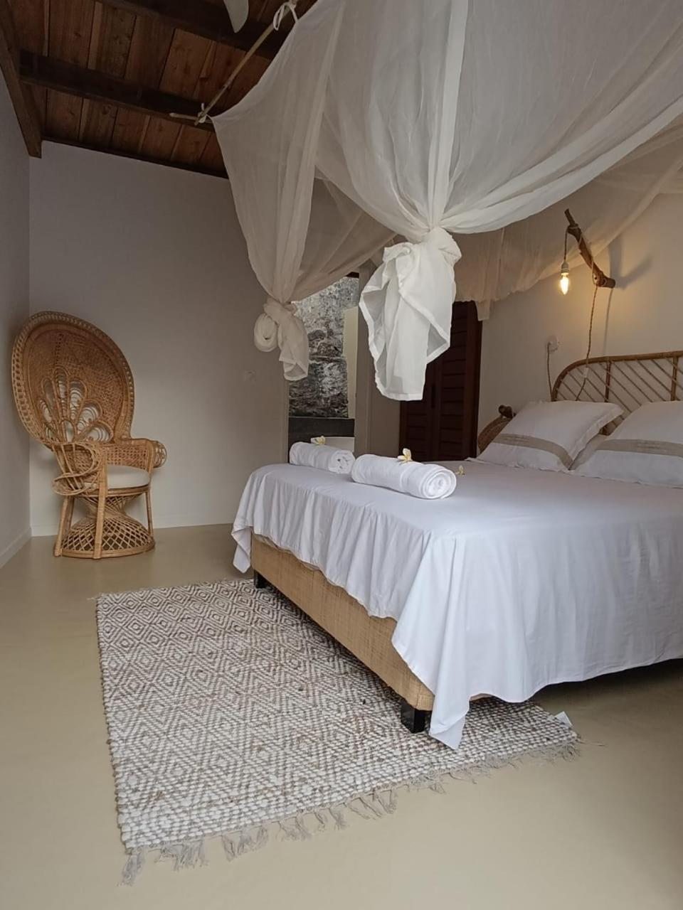 Hotel La Kaz Banian Saint Pierre Zewnętrze zdjęcie